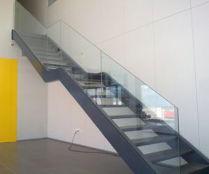 errajeria-metalica-en-reus-escalera