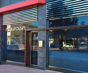 empresa-en-reus-portales-de-acero-inoxidable