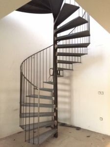 escalera-metalica-reus-12
