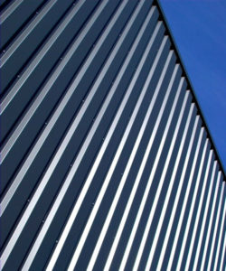 cerramiento-en-chapa-tarragona