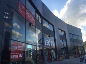 cerramiento-metalico-seat-reus